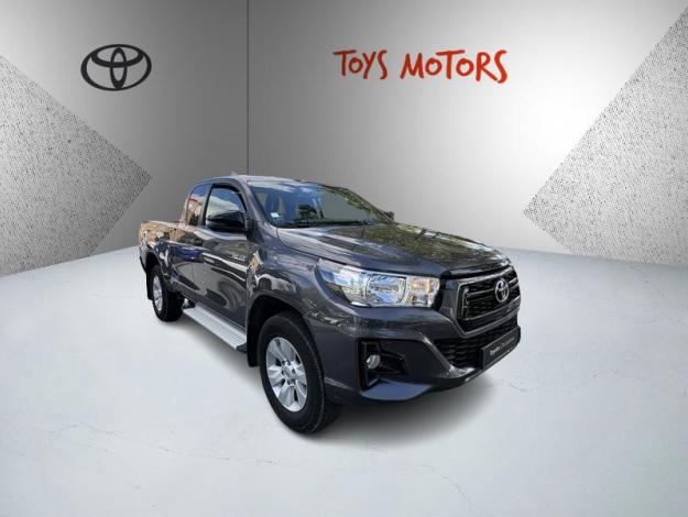 TOYOTA Hilux 2.4 D-4D X-TRA Légende 4WD  