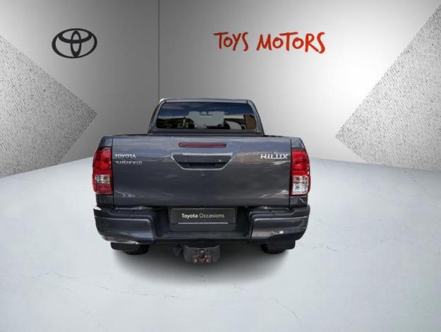 TOYOTA Hilux 2.4 D-4D X-TRA Légende 4WD  