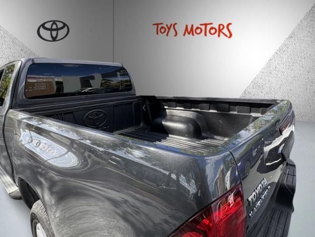 TOYOTA Hilux 2.4 D-4D X-TRA Légende 4WD  