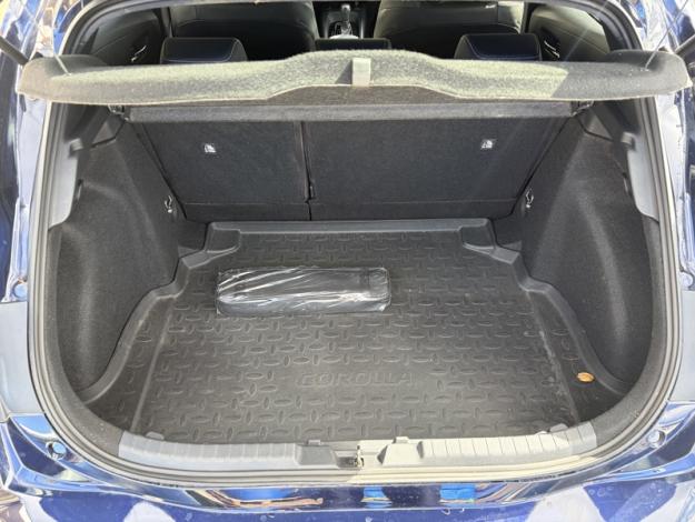 TOYOTA Corolla Corolla 1.8L 140 ch Hatchback Design Confort   