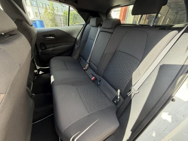 TOYOTA Corolla Hybrid Dynamic Business  1.8 122 ch 