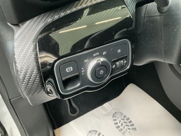 MERCEDES-BENZ A-Klasse A 180 d