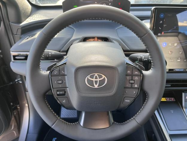 TOYOTA bZ4X Touring BEV 75KWH TOURING DESIGN  BZ4X TOURING GRANDE AUTONOMIE 2WD DESIGN