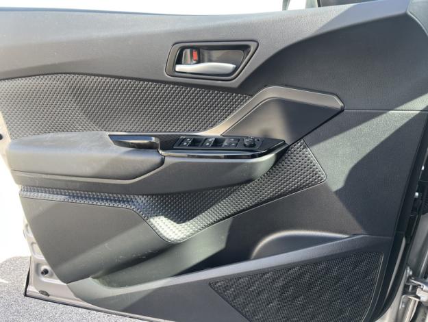 TOYOTA C-HR 1.8 HYBRIDE 122 DESIGN  