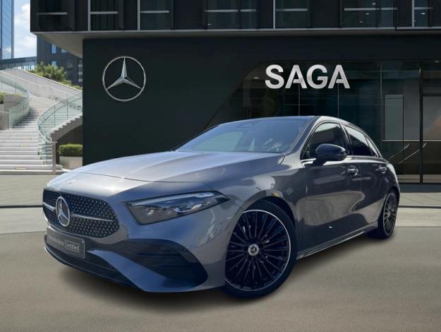 MERCEDES-BENZ A 180 AMG Pack Night Toit Pano  