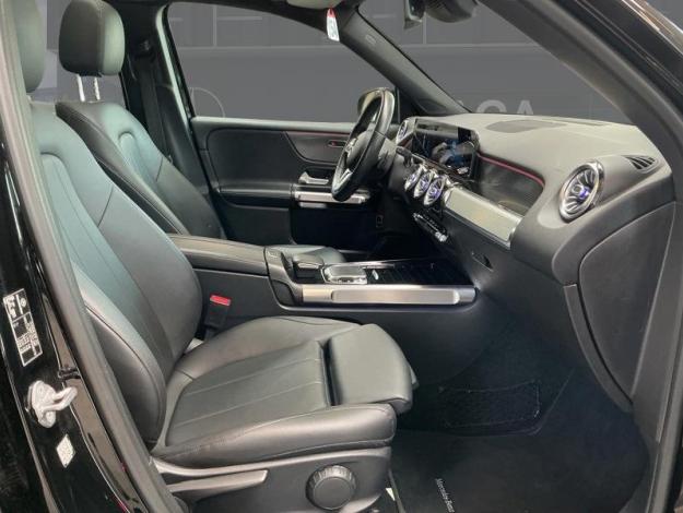 MERCEDES-BENZ GLB 180 d Luxury Line Pack Night Pano  