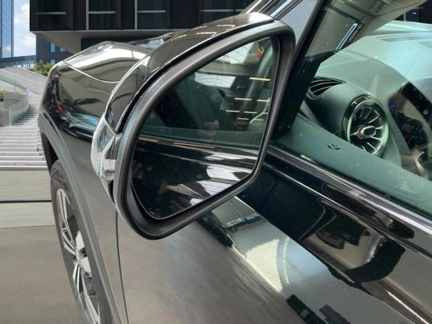 MERCEDES-BENZ GLB 180 d Luxury Line Pack Night Pano  