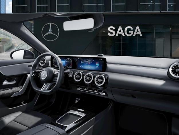 MERCEDES-BENZ Classe A A 180  A 180 Cyber Edition