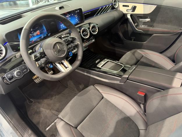 MERCEDES-BENZ Classe A AMG A 35 4MATIC Compacte  Mercedes-AMG A 35 4MATIC