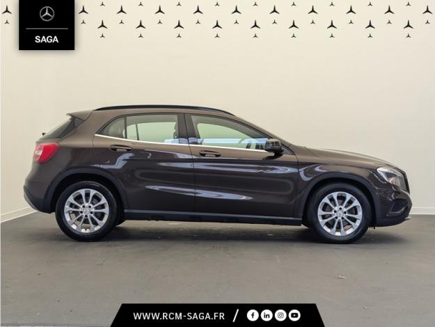 MERCEDES-BENZ GLA 180 d  