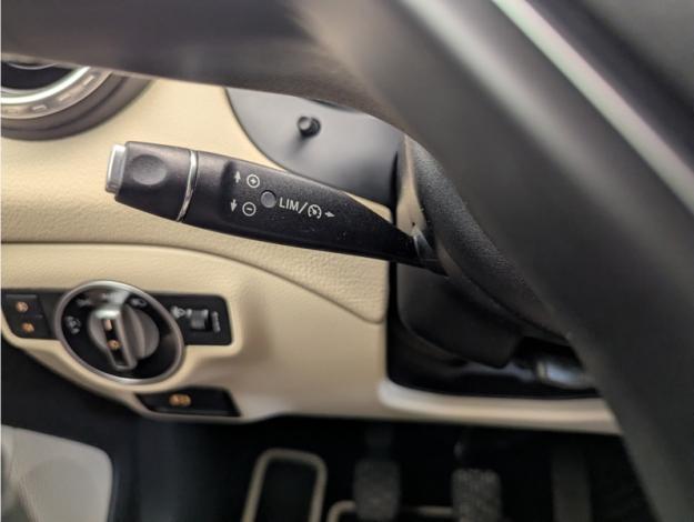 MERCEDES-BENZ GLA 180 d  