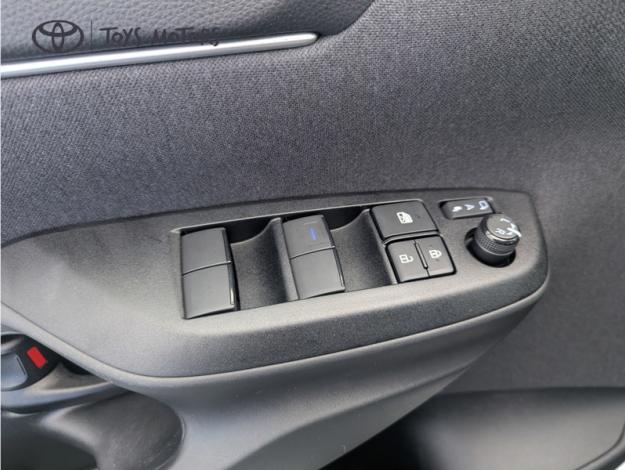 TOYOTA Yaris Cross 1.5 HYBRID 116H DYNAMIC AUTO  