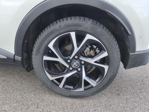 TOYOTA C-HR 1.8 HYBRIDE 122 COLLECTION  