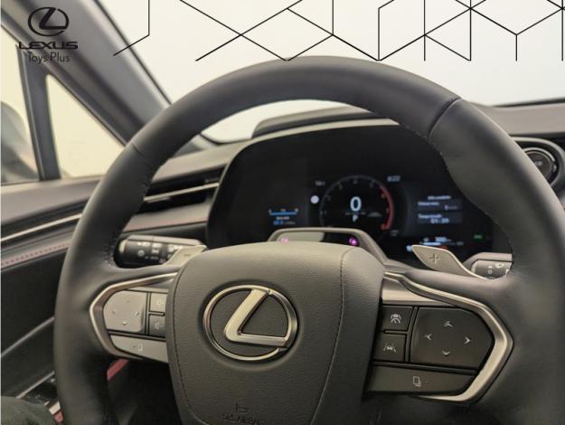 LEXUS LBX 1.5 136H 2WD Vibrant Edition  
