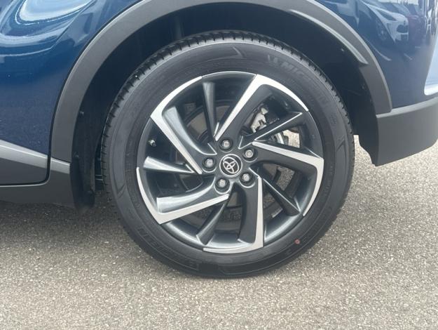 TOYOTA C-HR 184h Design Ultimate   