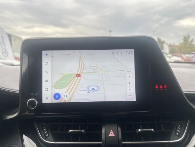 TOYOTA C-HR 184h Design Ultimate   