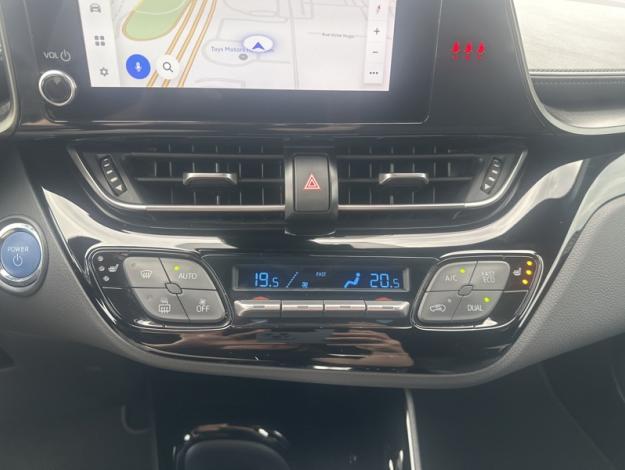 TOYOTA C-HR 184h Design Ultimate   