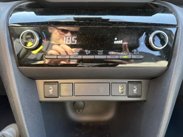 TOYOTA Yaris Cross 1.5 HYBRID 116H DESIGN   