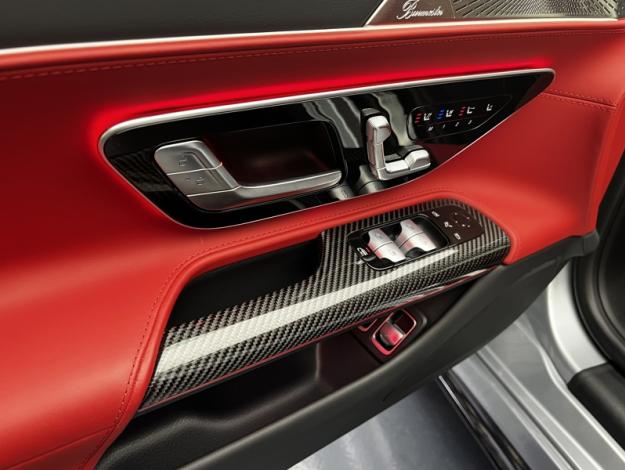 MERCEDES-BENZ SL Mercedes-AMG  63 S E-Performance  Mercedes-AMG SL 63 S E-Performance