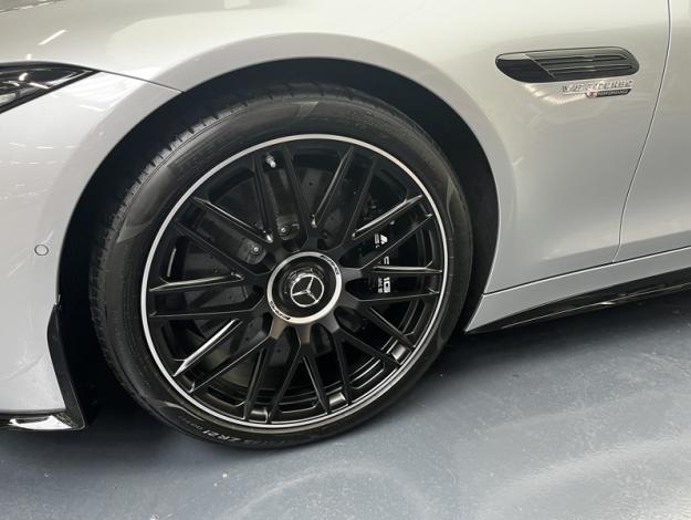 MERCEDES-BENZ SL Mercedes-AMG  63 S E-Performance  Mercedes-AMG SL 63 S E-Performance