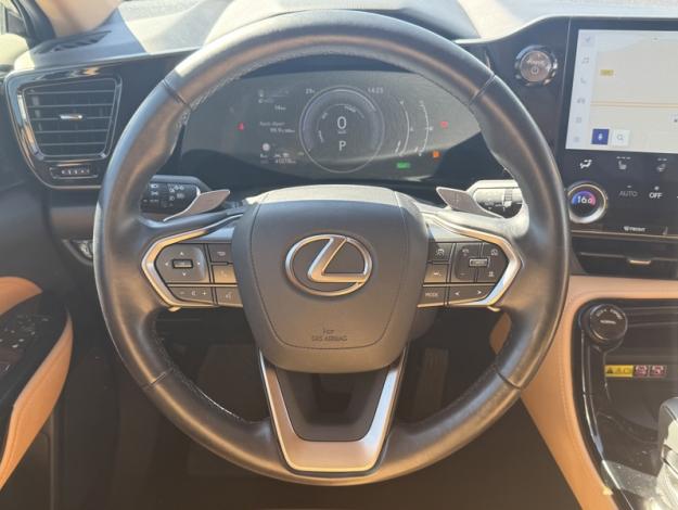 LEXUS NX 350H 4WD Luxe  