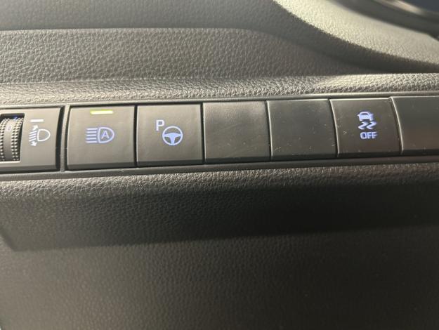 TOYOTA Corolla Hybrid Dynamic Business  1.8 122 ch 