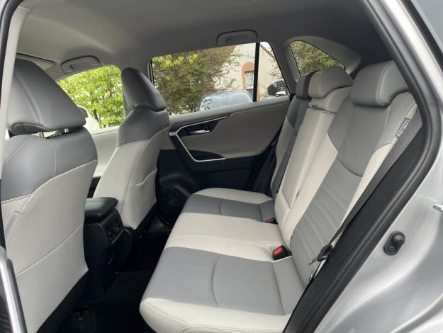 TOYOTA RAV4 AWD 222ch Lounge  
