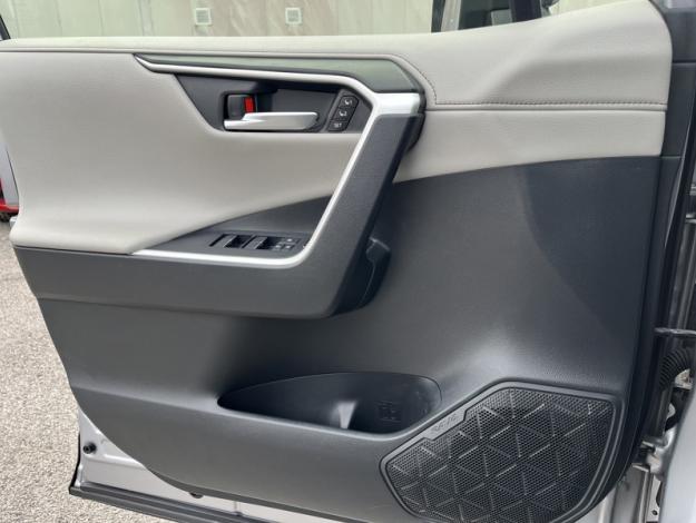 TOYOTA RAV4 AWD 222ch Lounge  