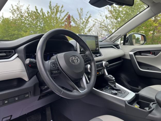 TOYOTA RAV4 AWD 222ch Lounge  