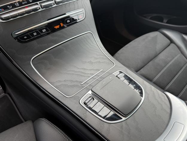 MERCEDES-BENZ GLC SUV GLC 300de 4MATIC SUV AMG Line  