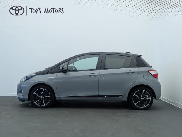 TOYOTA Yaris 100H Collec Zen Nav GrisManhaSRMY18  