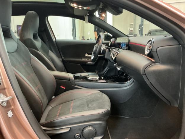 MERCEDES-BENZ A A 180