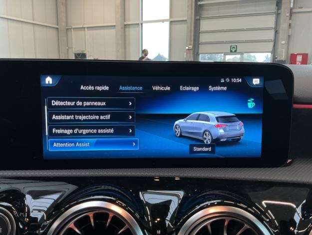 MERCEDES-BENZ A A 180