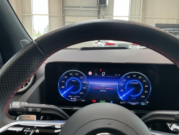 MERCEDES-BENZ EQA EQA 250+