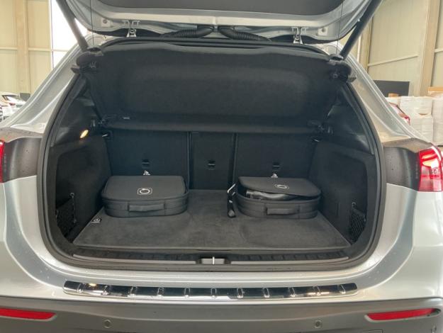 MERCEDES-BENZ EQA EQA 250+