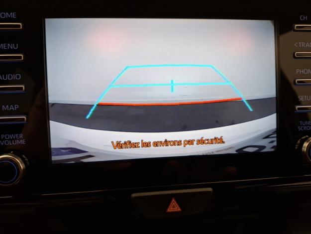 TOYOTA Yaris 116h Design  