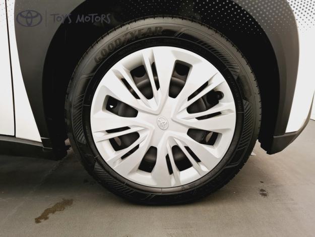 TOYOTA Aygo X 1.0 VVT-I 72 DYNAMIC  