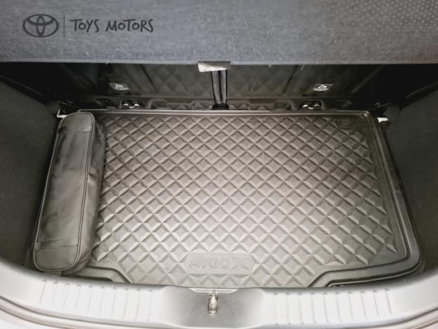 TOYOTA Aygo X 1.0 VVT-I 72 DYNAMIC  
