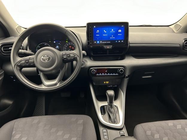 TOYOTA Yaris 116h Dynamic  