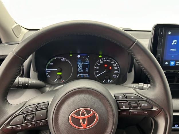 TOYOTA Yaris 116h Dynamic  
