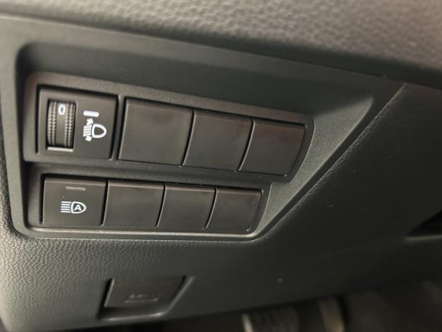 TOYOTA Yaris 116h Dynamic  