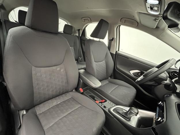TOYOTA Yaris 116h Dynamic  