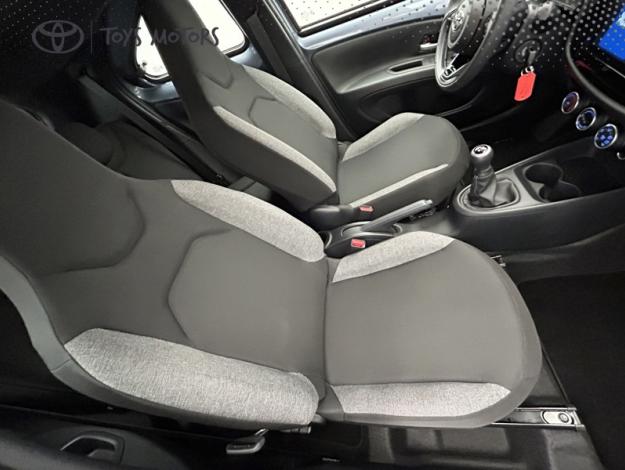 TOYOTA Aygo X 1.0 VVT-i 72 Dynamic  