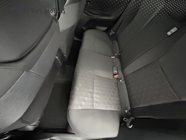 TOYOTA Yaris 116h Design  