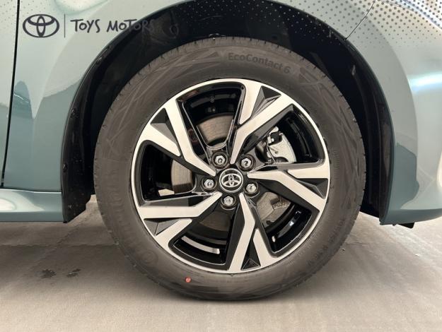 TOYOTA Yaris 116h Design  