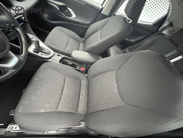 TOYOTA Yaris 116h Dynamic  