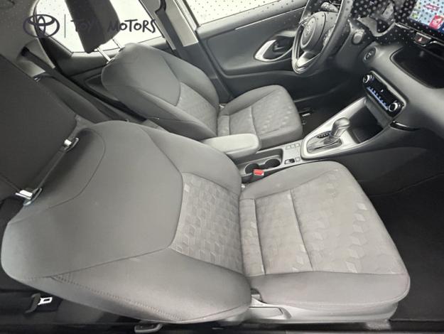 TOYOTA Yaris 116h Dynamic  