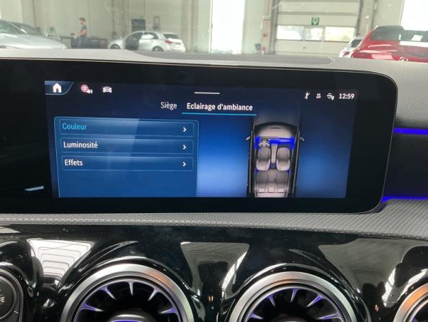 MERCEDES-BENZ A 180 d AMG Line  