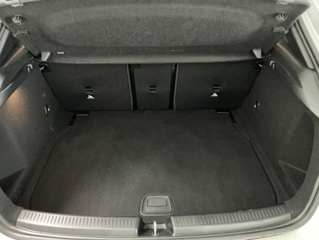MERCEDES-BENZ A 180 d AMG Line  