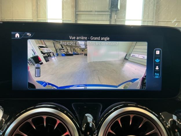 MERCEDES-BENZ GLB GLB 180 d
